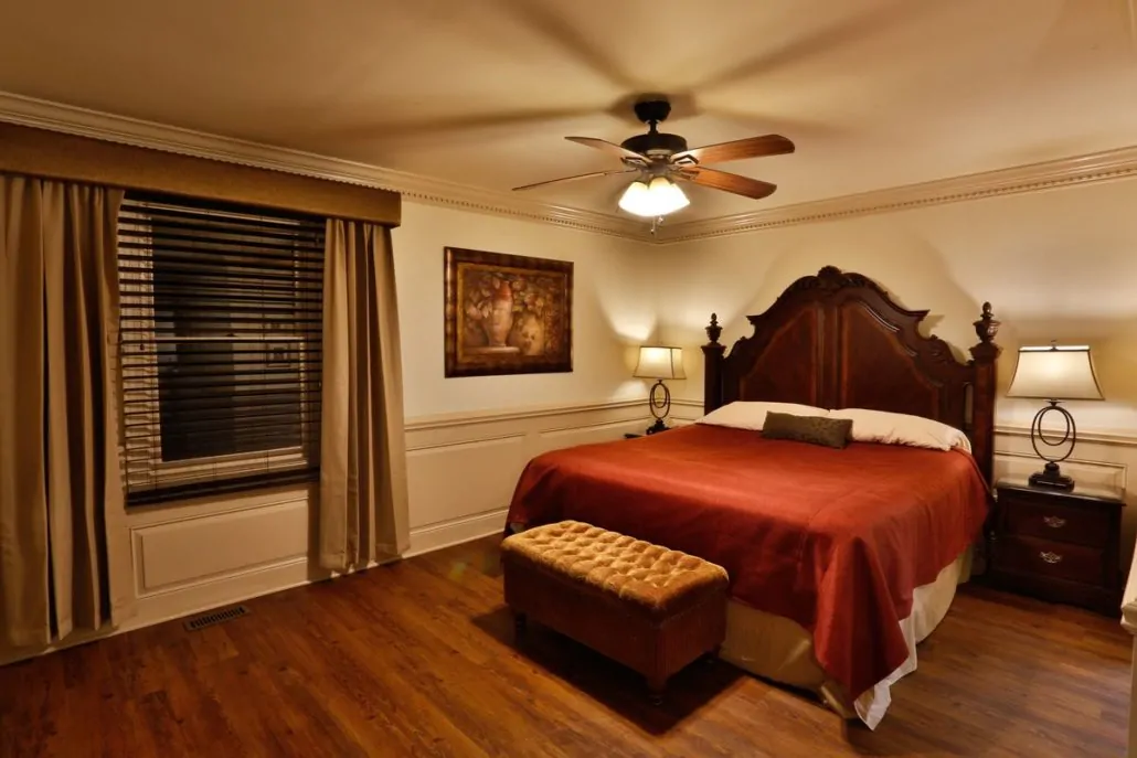 Romantic Honeymoon Cabin ⋆ Forrest Hills Resort