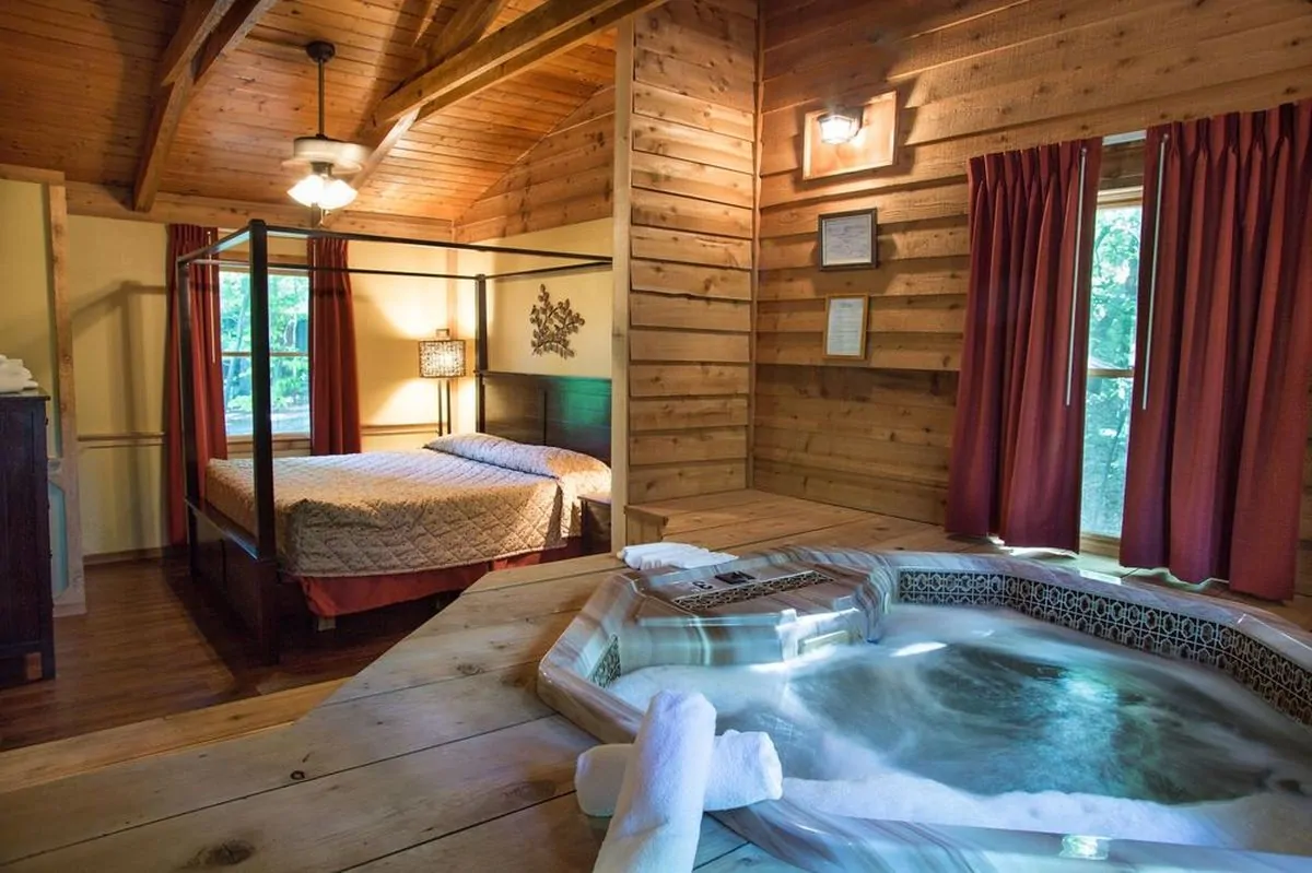 Cooks forest cabins hot tub