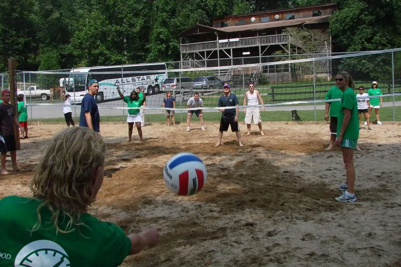 Sand Volleyball Courts 800 ⋆ Forrest Hills Resort